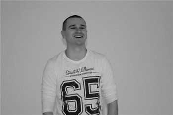T1One - Любовь побеждает (prod. T1One) (2013) T1One - Любовь побеждает (prod. T1One) (2013)