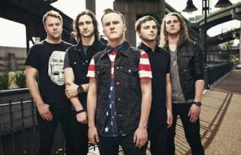 Life On Repeat - Blacklisted (2013) Life On Repeat - Blacklisted (2013)