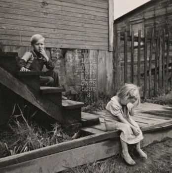 Love American - Hollow Crosses (EP) (2014) Love American - Hollow Crosses (EP) (2014)