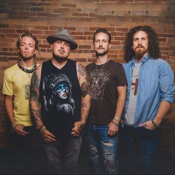   Black Stone Cherry.