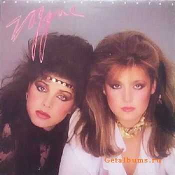 Voggue - Angela & Chantal (1981)
