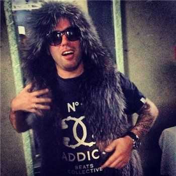 Slim (CENTR) feat. Раскольников (Трагедия Всей Жизни), Барбитурный - О любви (ZKMN Prod.) (2013) Slim (CENTR) feat. Раскольников (Трагедия Всей Жизни), Барбитурный - О любви (ZKMN Prod.) (2013)