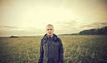 Фиска Адвайта feat. MainstreaM One - Пульс (2013) Фиска Адвайта feat. MainstreaM One - Пульс (2013)