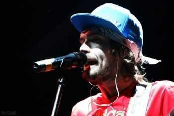 Noize MC – Маятник (Бонус-трек) (2013) Noize MC – Маятник (Бонус-трек) (2013)