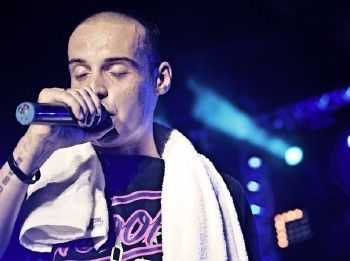 Guf - Выдох Live (2014) Guf - Выдох Live (2014)