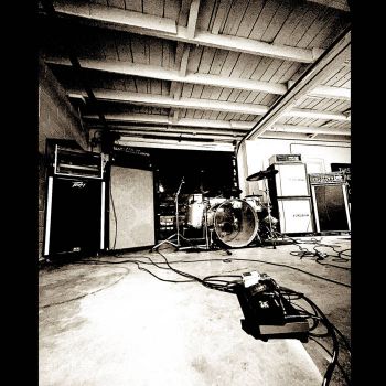 Обложка: Minnoch - The Heaviest Band, Not the Heaviest Man (2025)